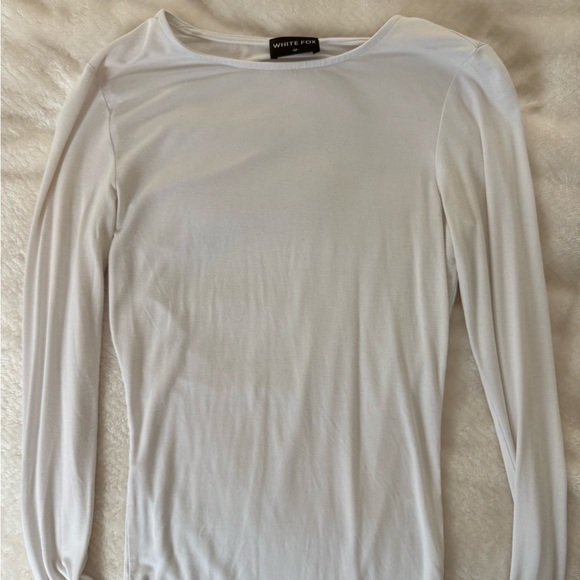 White Fox Boutique Elegant White Long Sleeve Tee - Picture 1 of 1